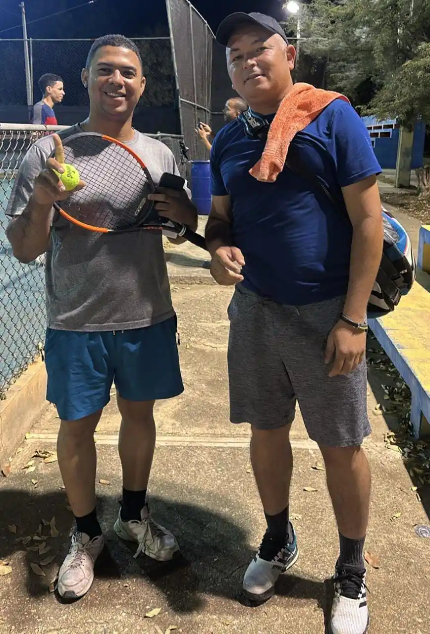 Tennis Mao Valverde post