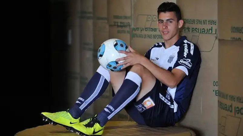 Image from 𝙑𝙄𝙀𝙅𝙊 𝙔 𝙂𝙇𝙊𝙍𝙄𝙊𝙎𝙊 𝙏𝘼𝙇𝙇𝙀𝙍𝙀𝙎: ❌ “Llamamos 5 veces a Pavon y nunca nos atendió”, “Nunca quiso venir, ...