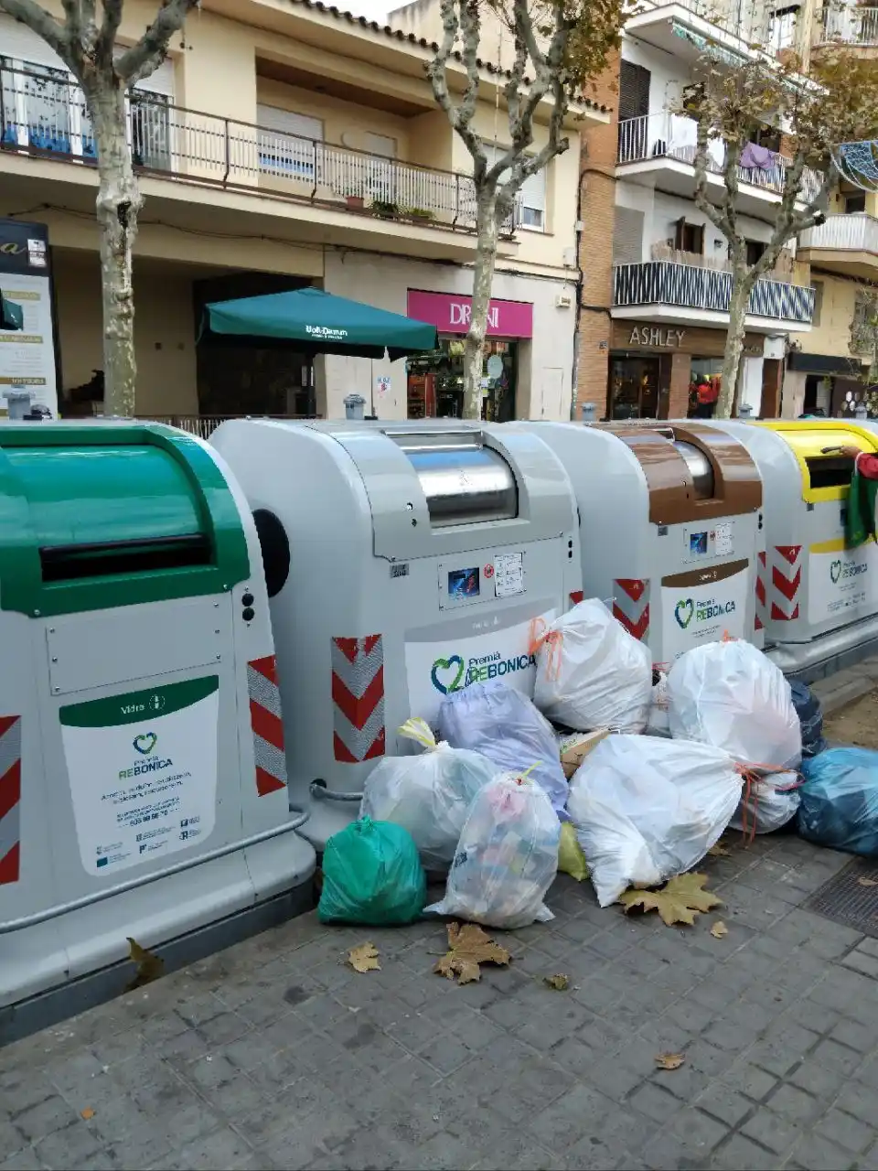 Volem contenidors SENSE targeta PdM post