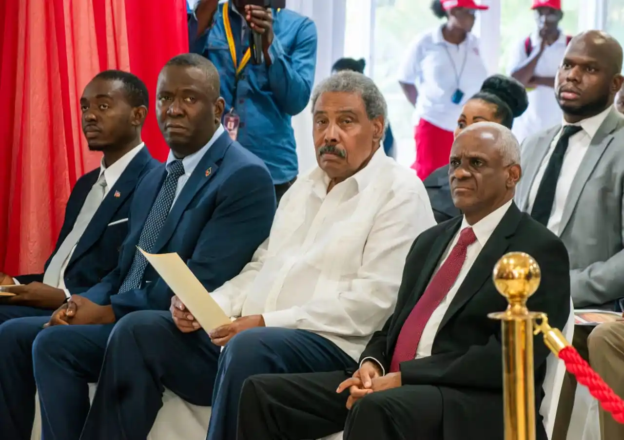 Image from VOLNY ENFO Partager+1438 223 4343: Konseye-Prezidan Edgard Leblanc Fils te patisipe jounen jedi 27 fevriy...
