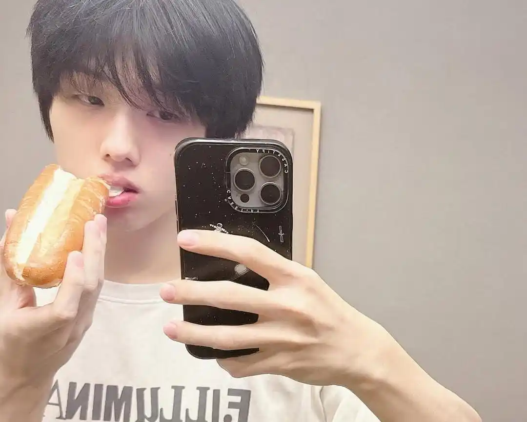 𓈒𓂂⁠✿ㅤᮀׂ  wen  ❤︎  beomcito ㅤׂ🌸𓏸𑪐𓂂ㅤּ᩿ post