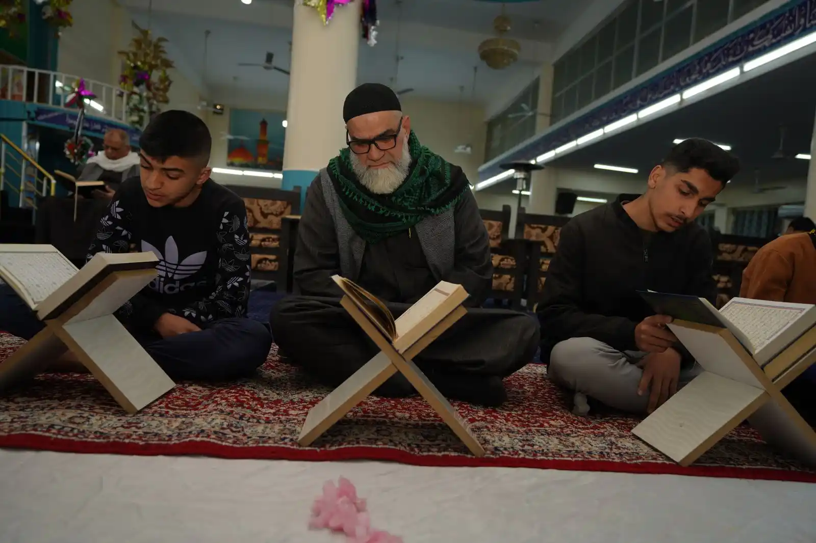 Image from العربيةABC: 🔴 الختمة القرآنية في مساجد بغداد.. تراث ديني ولحظات روحانية عدسة: ست...