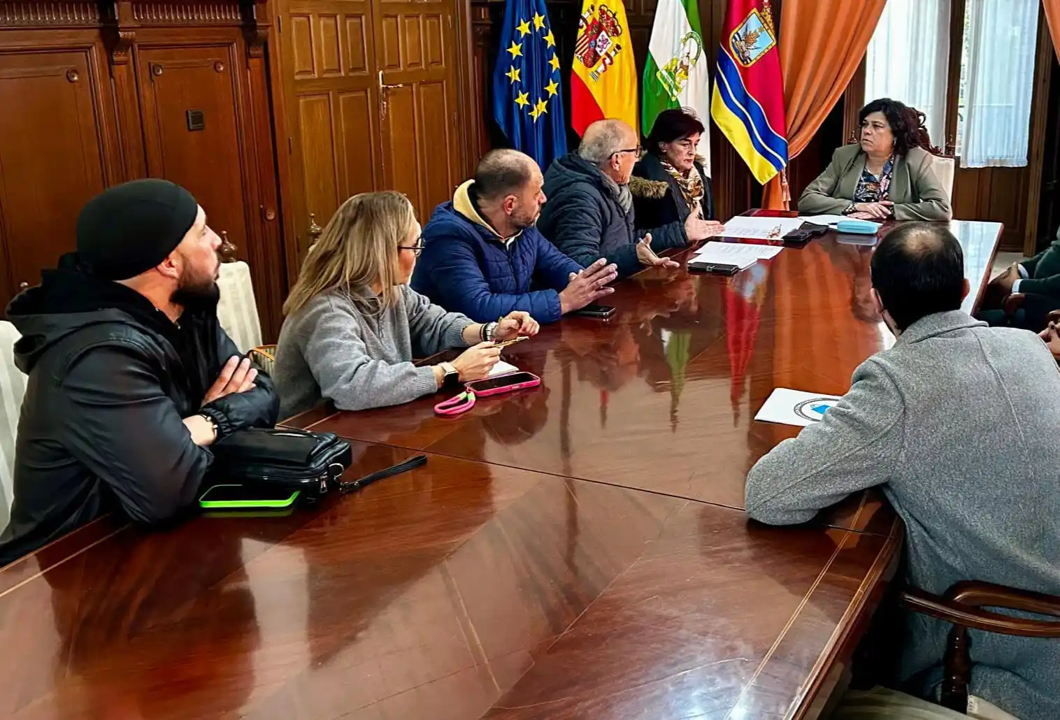 Image from Carmen Álvarez 🔻: 👥Muy positiva la reunión que he mantenido hoy con Apysan y los colect...
