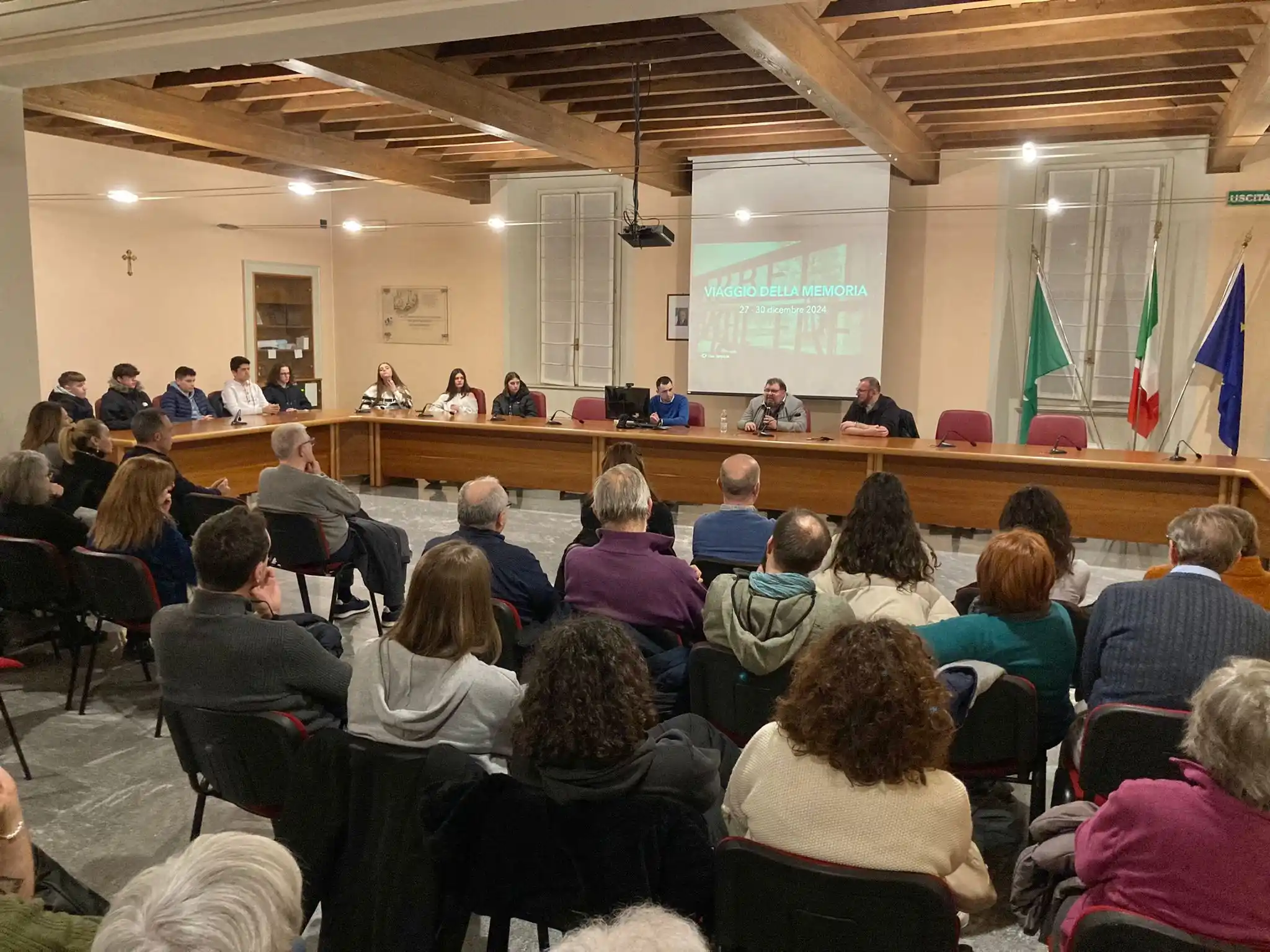 Image from Comune di Robecco sul Naviglio: TESTIMONIANZA DEL "VIAGGIO DELLA MEMORIA" Nella serata di ieri è stat...