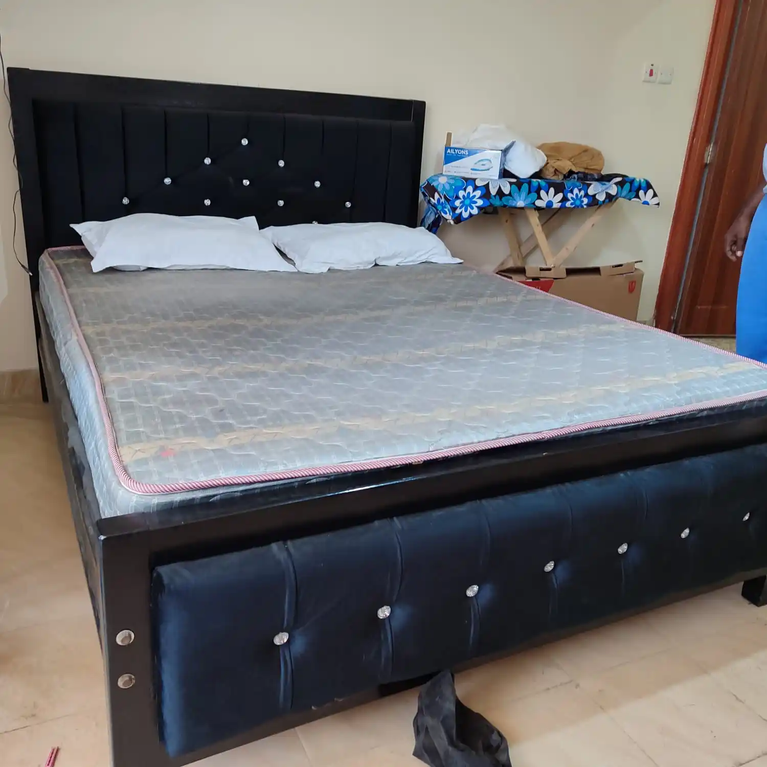 Corido Marketplace Club post