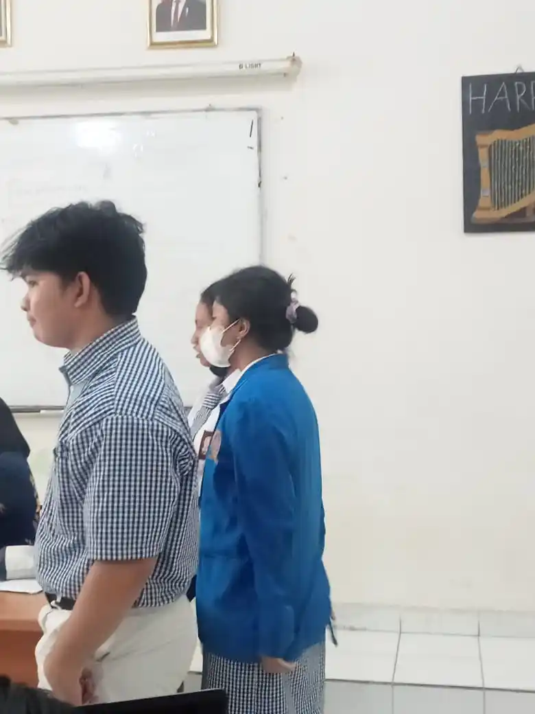 ּ ֶָ֢. orlie in the land of damn ۶ৎ post