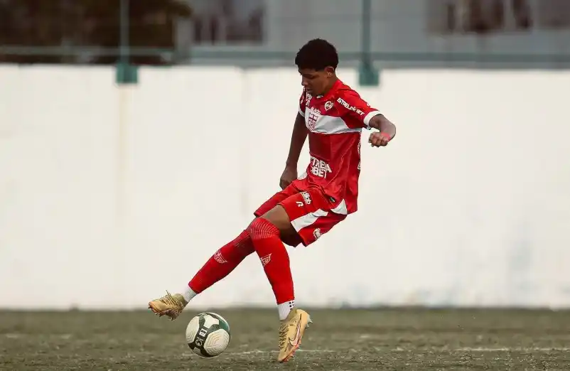 Image from 🐓 FALAGALO | Atlético ⚫⚪ : 🔥⚽ Atlético acerta a contratação de Cauã Carvalho! O jovem meio-campi...