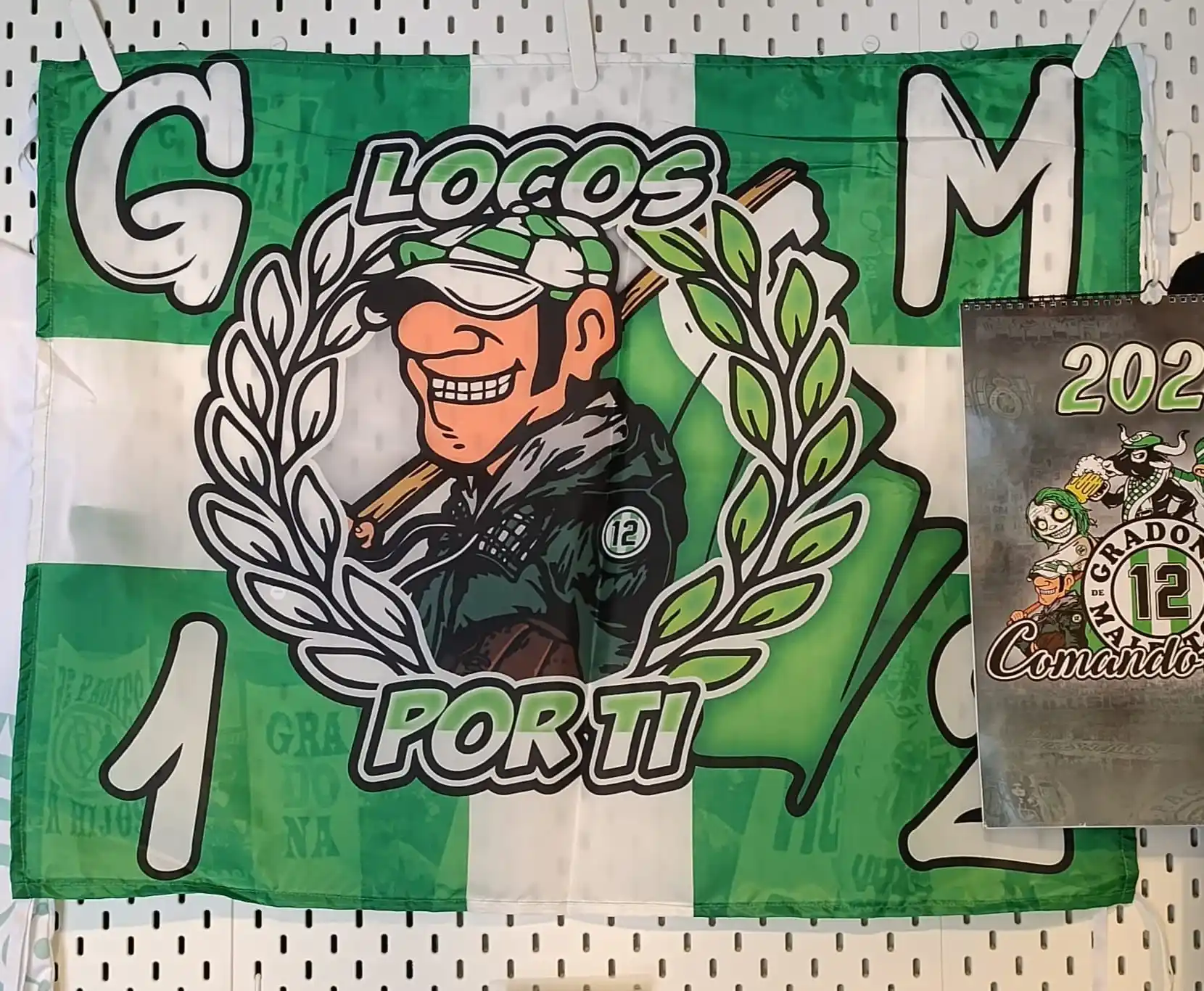 GRADONA DE LOS MALDITOS  post