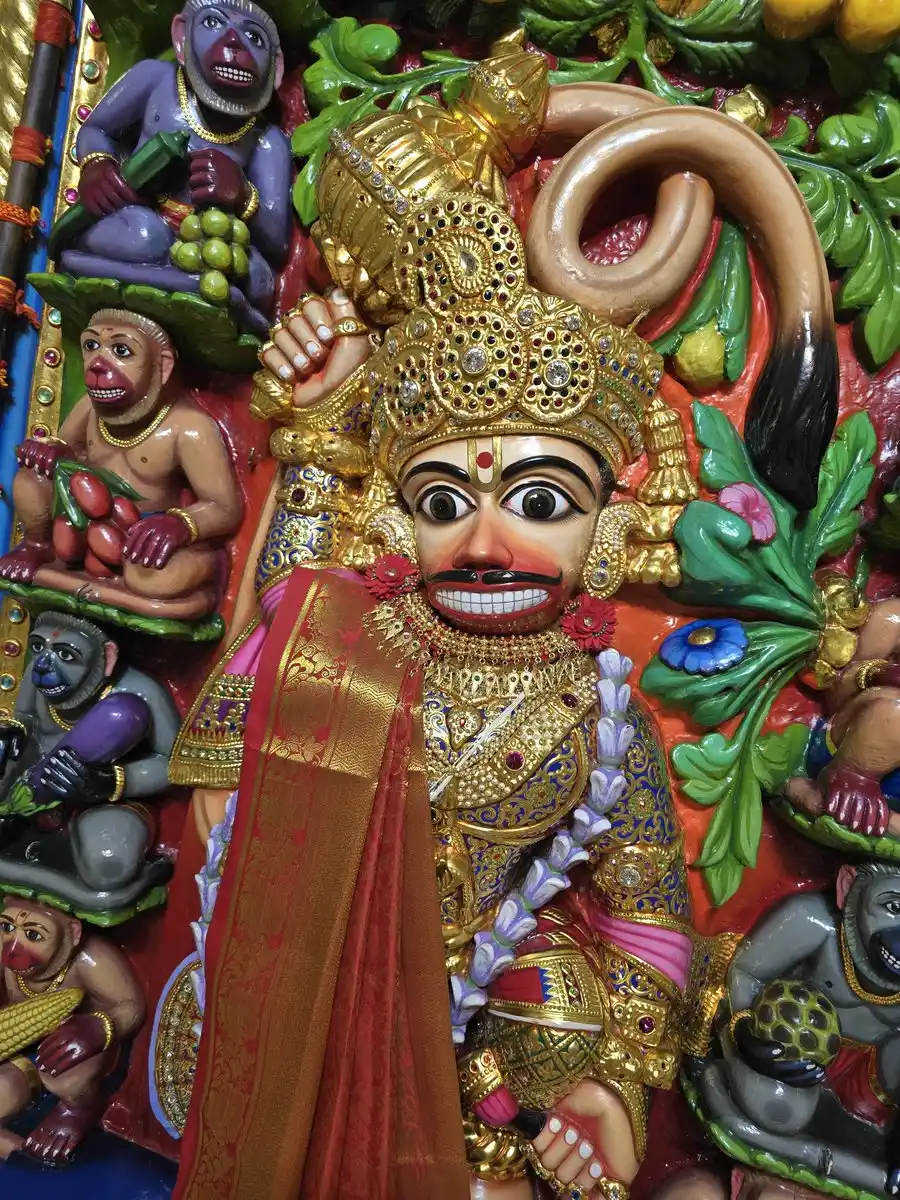 Image from Gujarat Pravastirth Dham - ગુજરાત પ્રવાસ તીર્થ ધામ: Shayan Darshan : 01-03-2025 Hello Devotees Jai Shri swaminarayanv Sh...