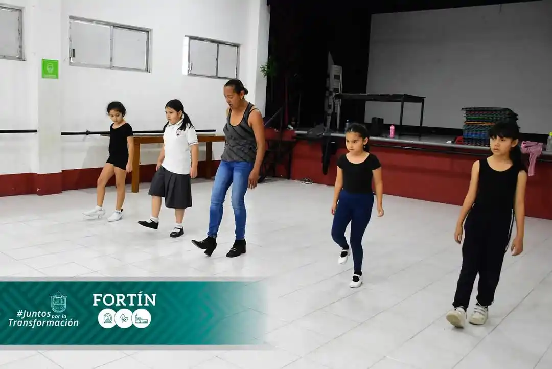 Image from H. Ayuntamiento de Fortín 2022-2025: <a class="text-blue-500 hover:underline cursor-pointer" href="/hashtag...