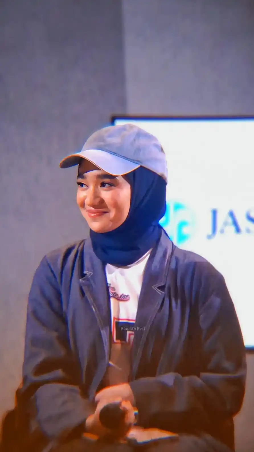 Hasil Jepretan Amatir post