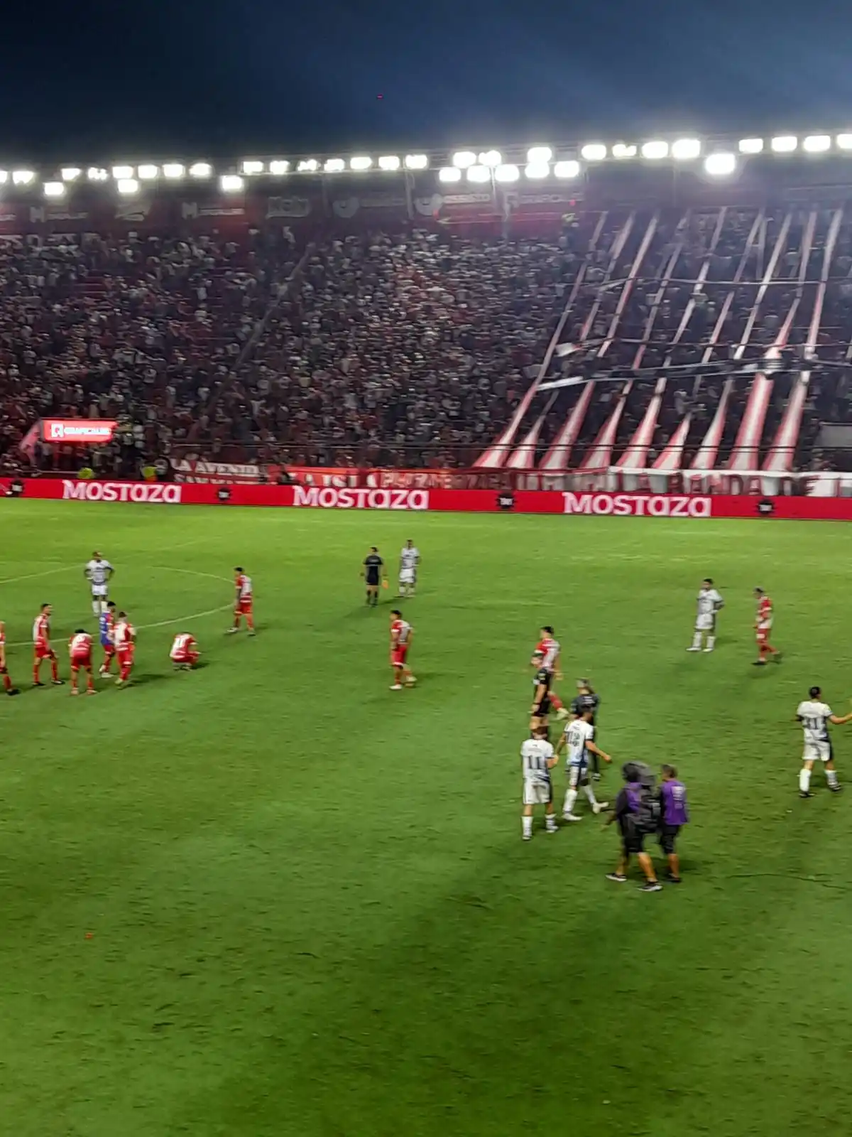 Independiente Rivadavia Fans post