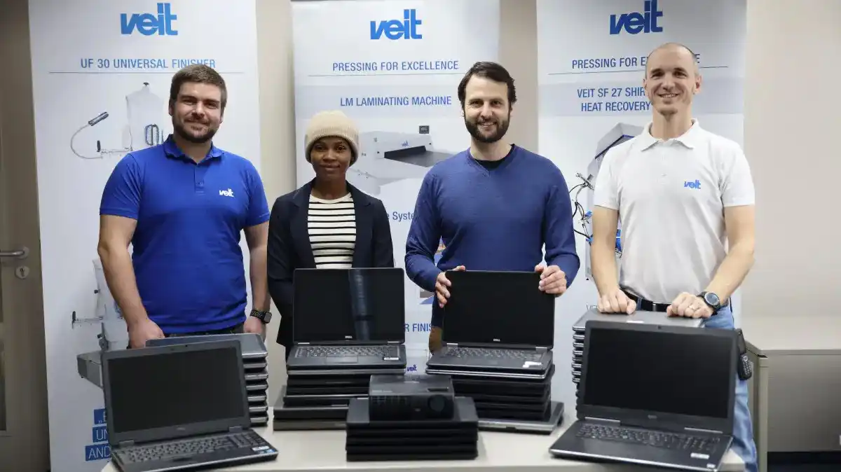 Image from Labdoo.org (Germany / Deutschland): Eine großzügige Spende der Fa. Veit aus Landsberg sorgt mit 41 Laptops...