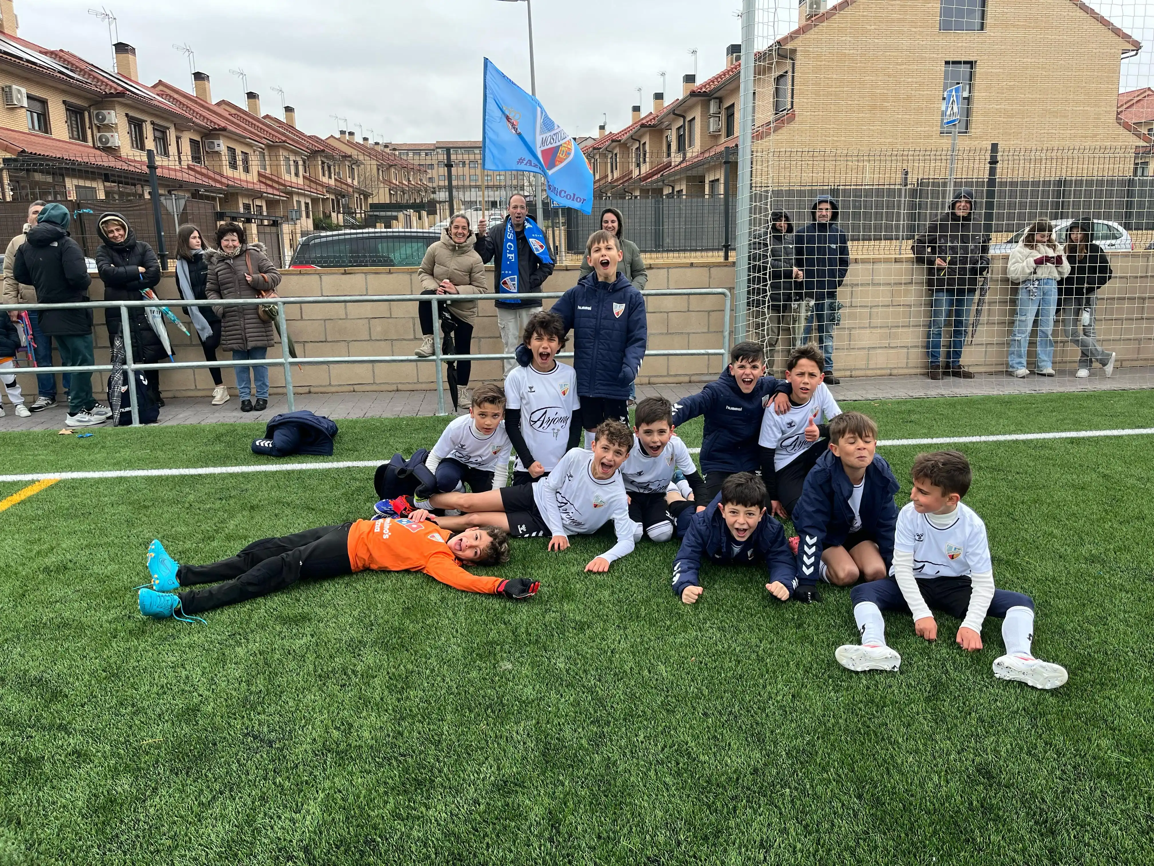 Image from Móstoles Club de Fútbol: CANTERA | RESULTADOS | ▶️ Benjamin A 4-0 Atlético Navalcarnero ⚽️ C...
