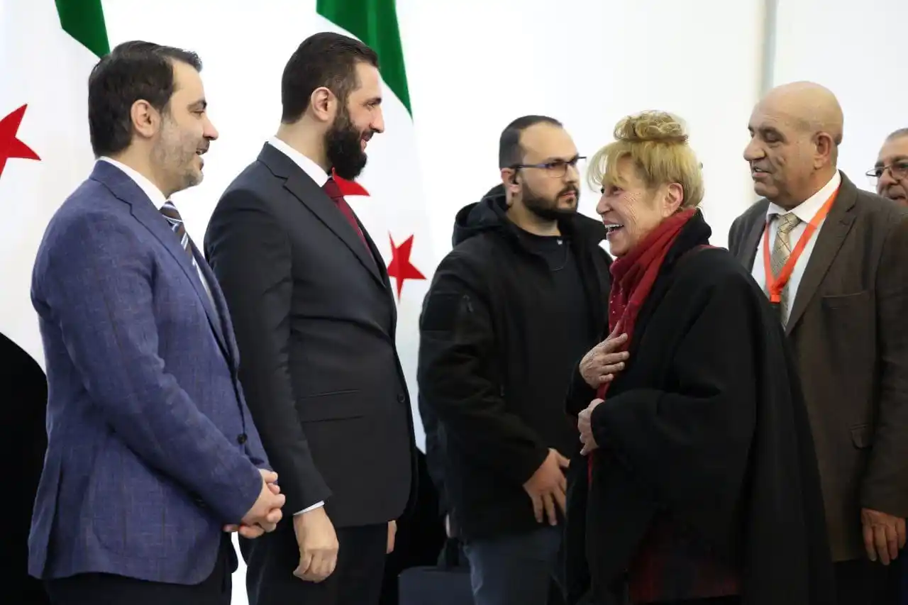 Image from مرصد الشمال العام: تحية المشاركين لرئيس الجمهورية العربية السورية السيد أحمد الشرع ووزير ...