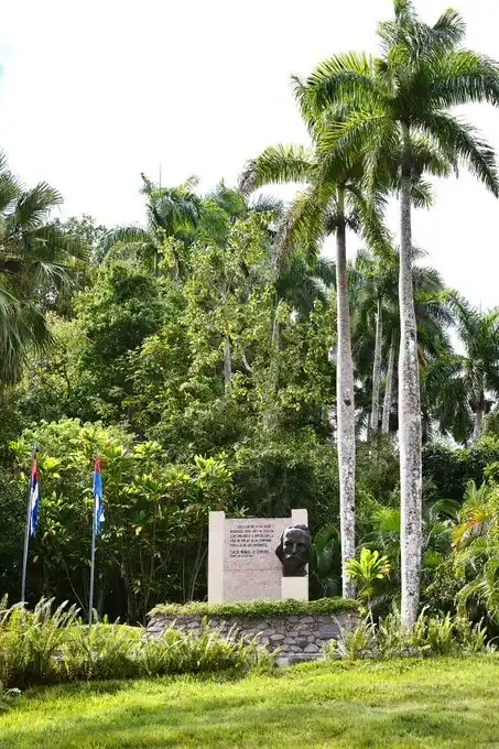 Image from Partido Comunista de Cuba: Miguel Díaz-Canel Bermúdez (@DiazCanelB) en X  Es 27 de febrero, día d...