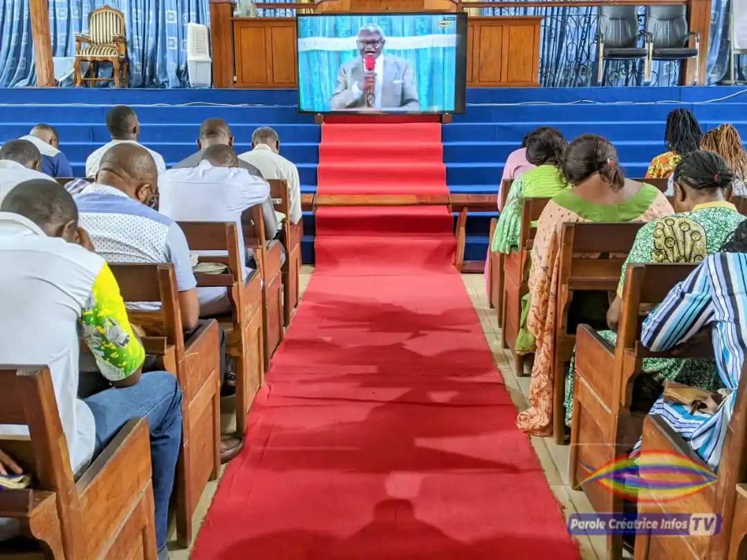 Image from PCI TV: *ACTU DOUALA PK8* CULTE DU DIMANCHE 23 FEVRIER 2025 AU LOVE DIVINE SAN...