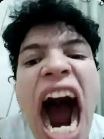 Imperionastia: hype moments and aura post