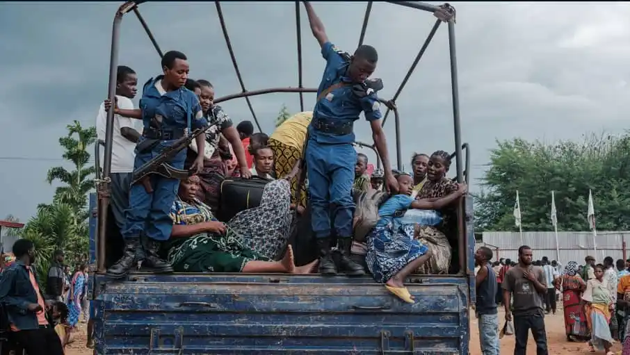 Image from REVOLUTION | RDC: *RDC : le Burundi retire des troupes de l'Est de la RDC face à l'avanc...