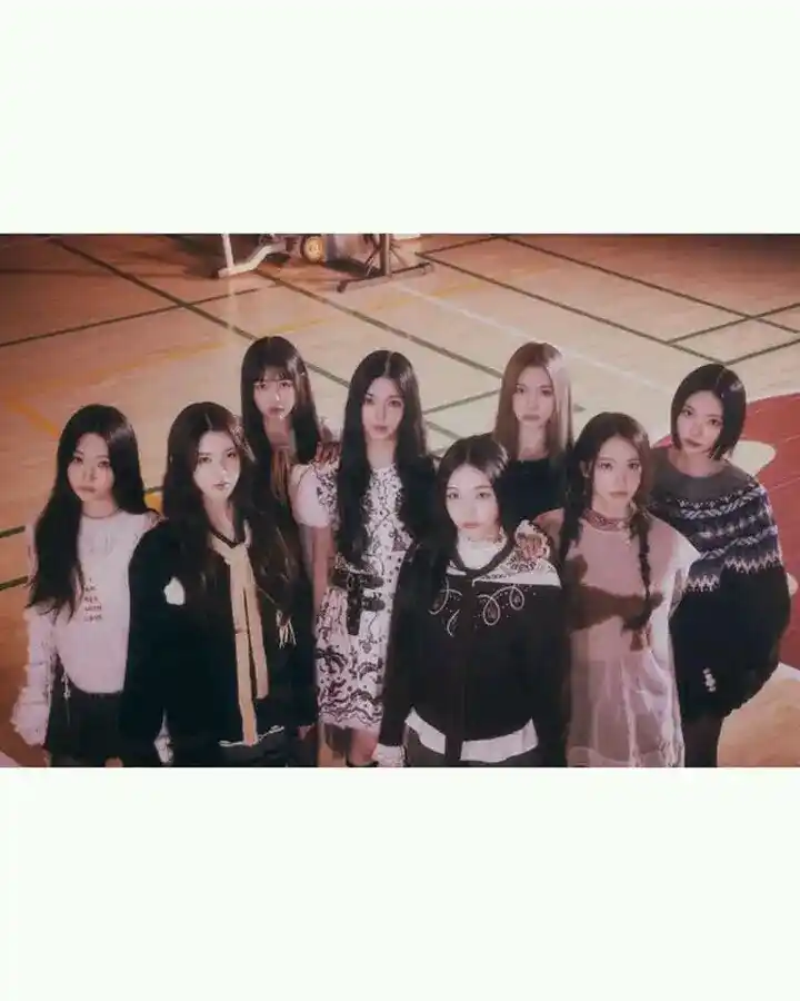 Image from Seputar Kpop & Kdrama Tahun 2025/2026 🇰🇷🇰🇷🇰🇷🇲🇨🇲🇨🇲🇨: Foto Konsep Baru Hearts2Hearts Rilis, Netizen Ingat triples & Red Velv...
