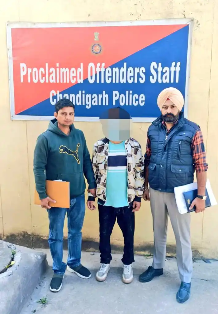 Image from SSP UT CHANDIGARH (Official Account): 🚨 Crackdown on Proclaimed Offenders! PO & Summon Staff of @ChdPol ap...