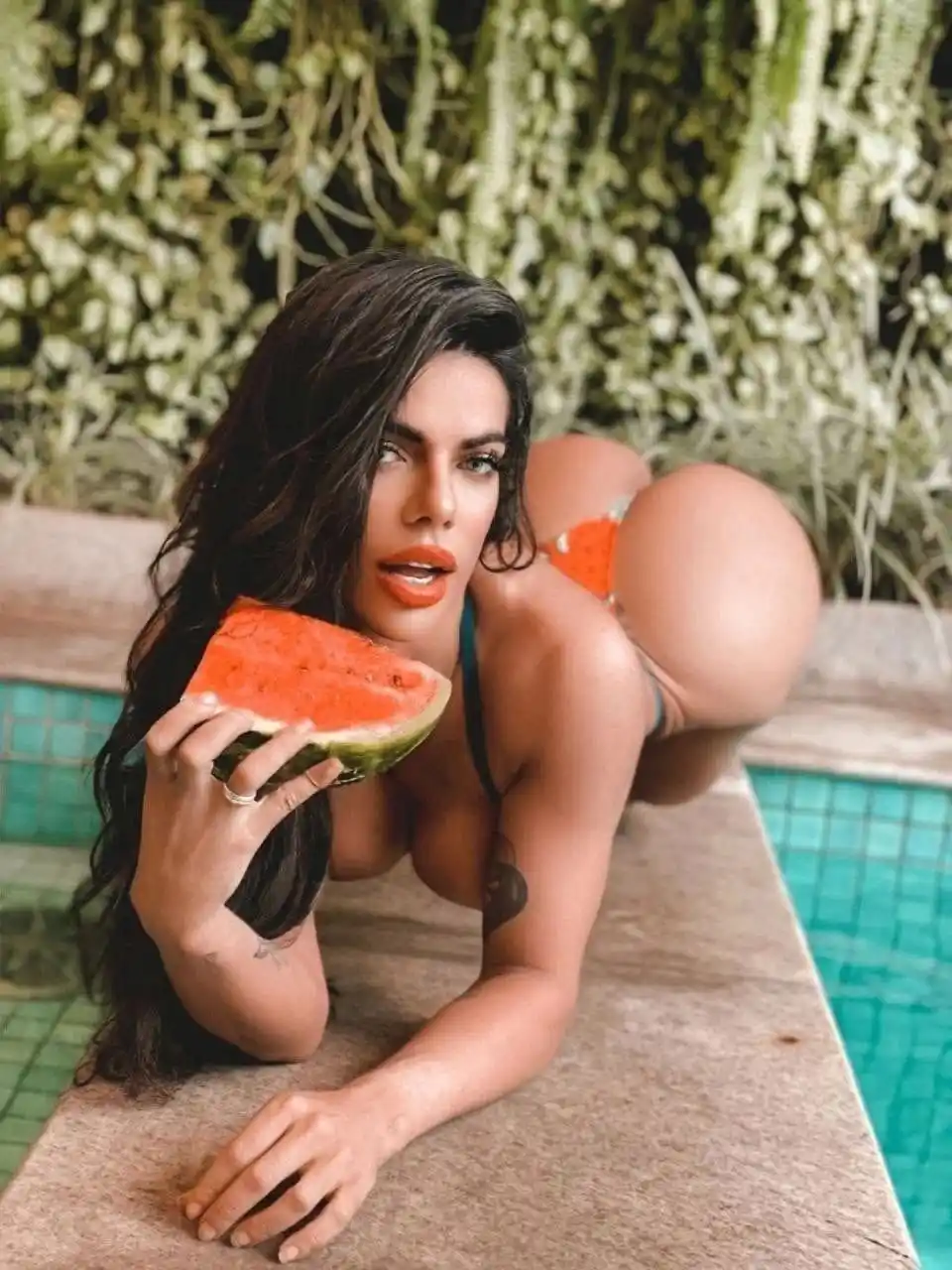 Suzy Cortez post