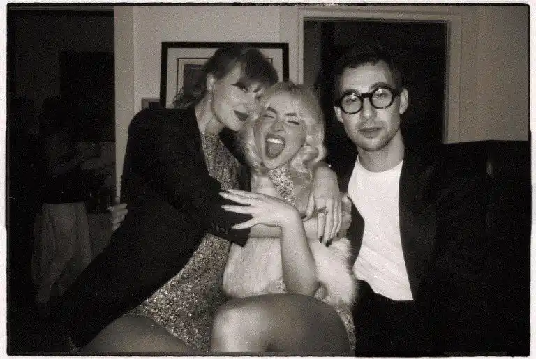 Taylor Swift Brasil post