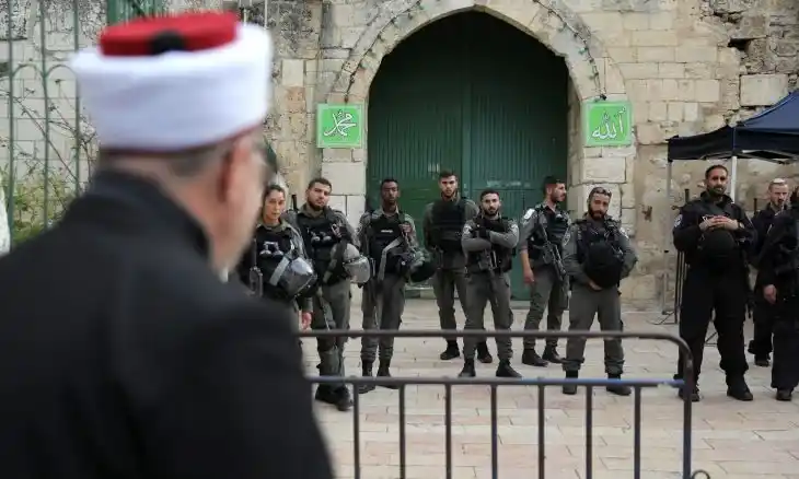 صحيفة الثورة اليمنية post