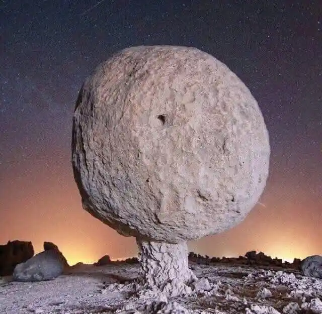 Image from سوالف عُمانية: حديقة الصخور في ولاية <a class="text-blue-500 hover:underline cursor-p...