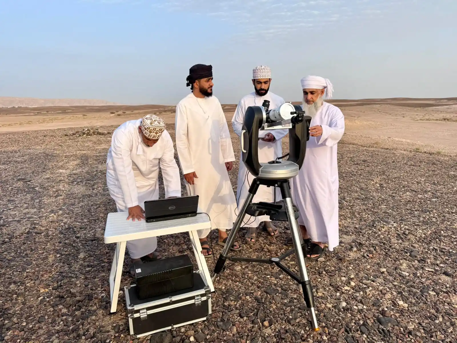 Image from دليلك في عُمان: ادارة الاوقاف و الشؤون الدينية ، لجنة إستطلاع و تحري رؤية هلال شهر رم...