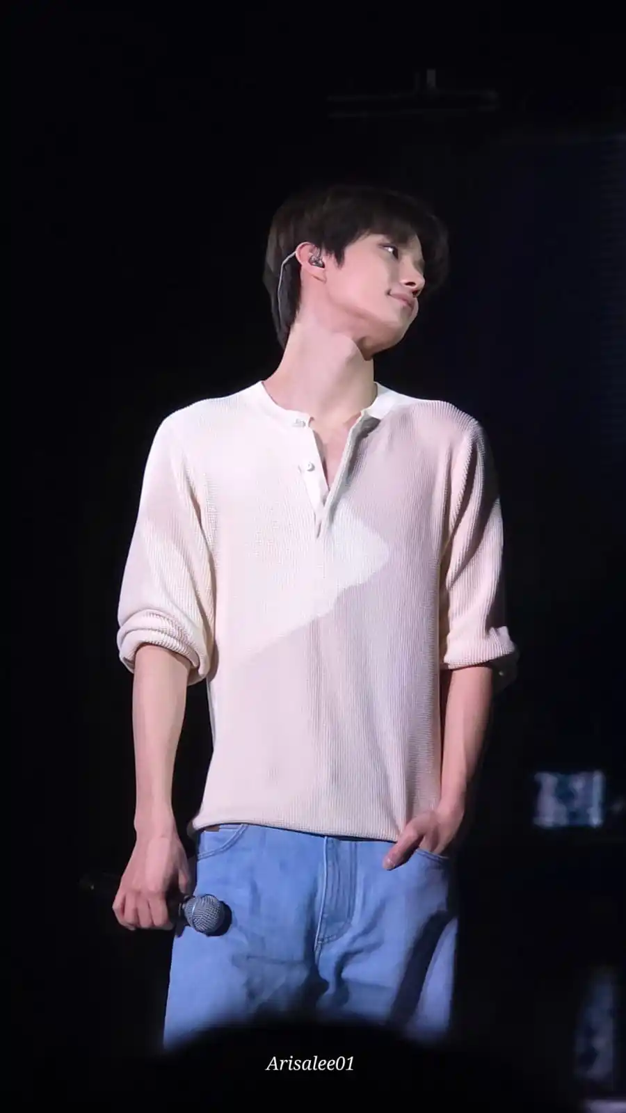 menua bersama jaehyun dkk post