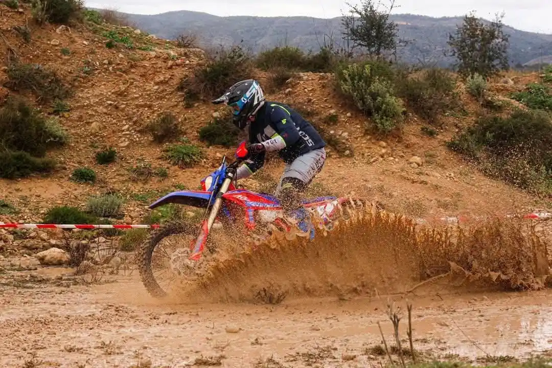 Image from Motociclismo Deportivo: El Enduro Sprint de Sempere-La Pobla del Duc abre de manera exitosa el...