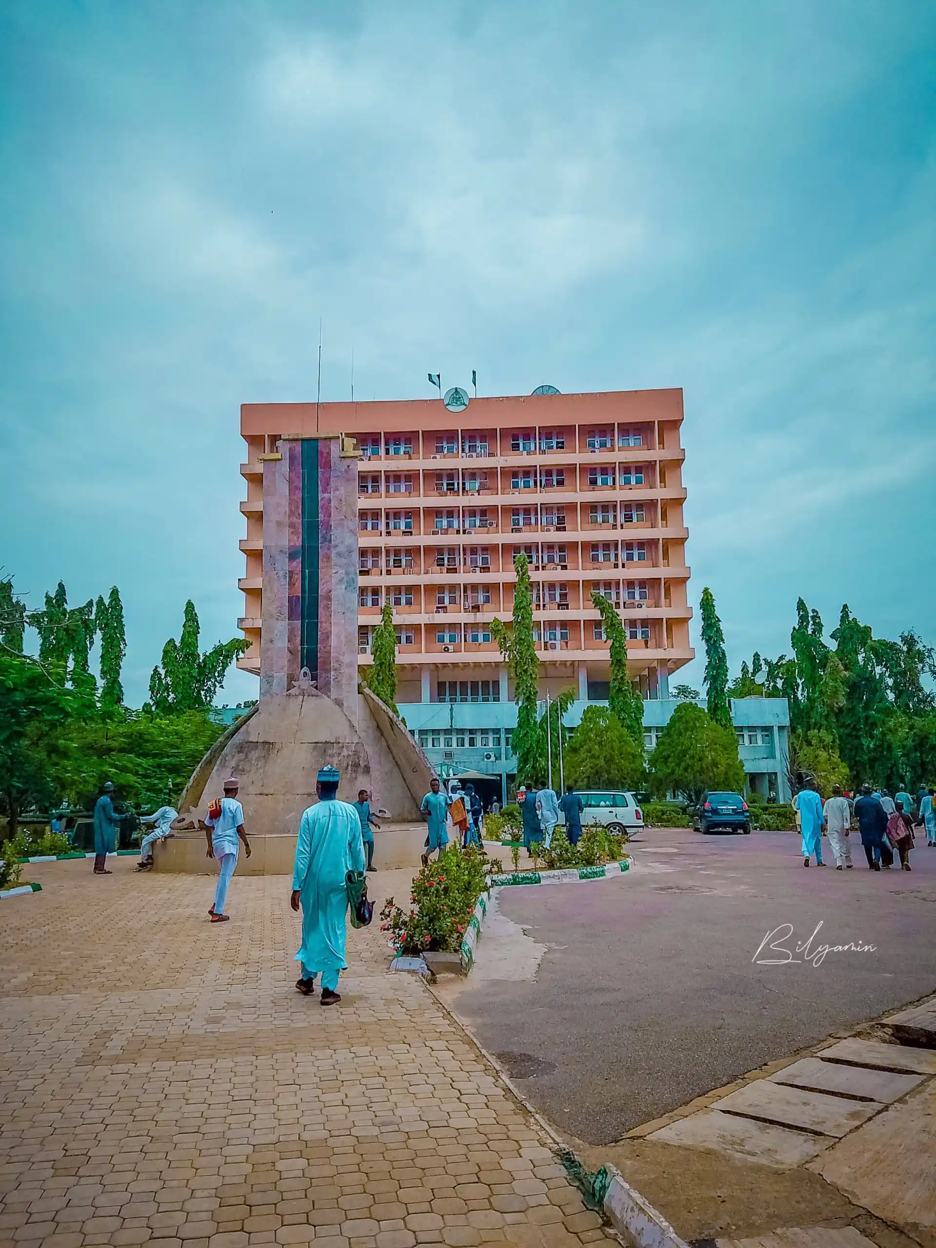 NUESA ABU ZARIA post