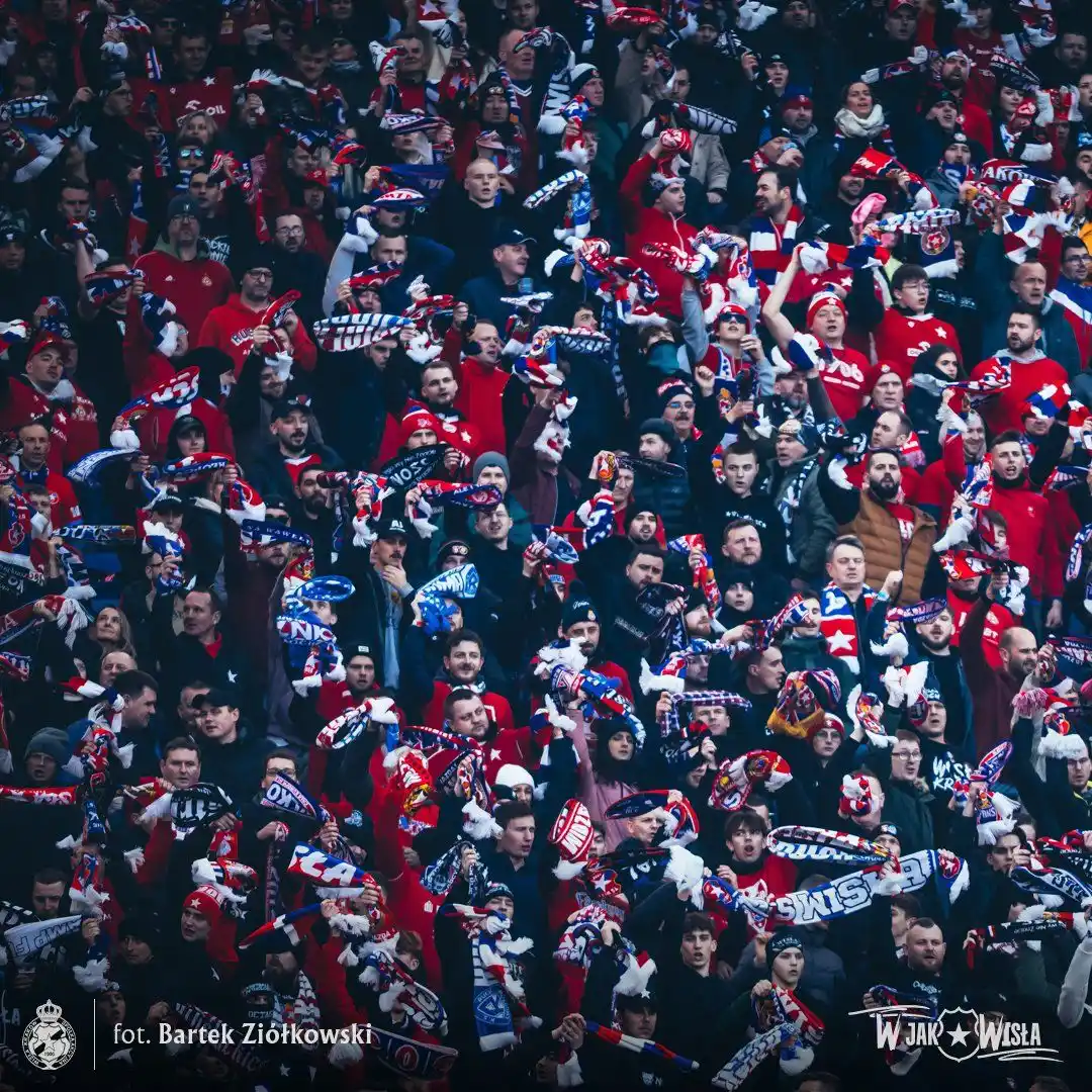 Image from Wisła Kraków 🔵⚪️🔴: Wiślaczko, miałaś bilet na <a class="text-blue-500 hover:underline cur...